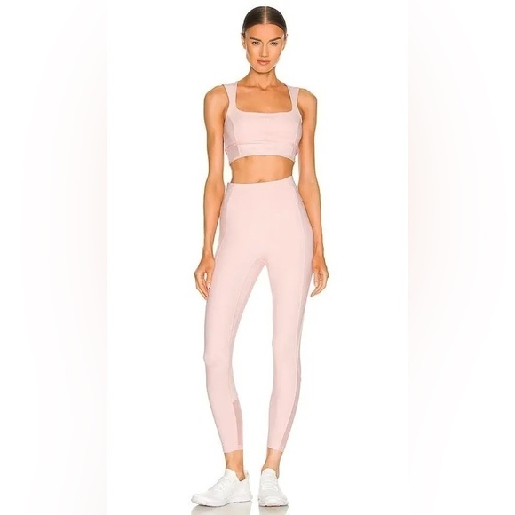 Le Ore - Andria Mesh-trimmed Recycled Stretch Sports Bra - Pink - Picture 2 of 15